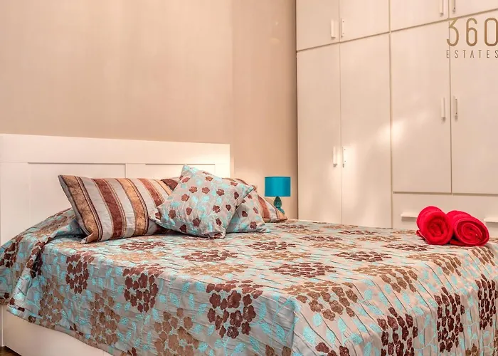 Stunning 3br Marina View In With Balcony By 360 Estates Apartament *