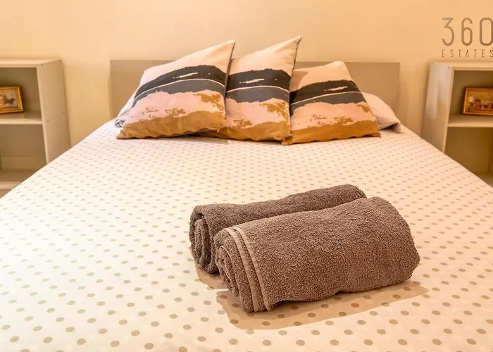 Stunning 3br Marina View In With Balcony By 360 Estates Pietà