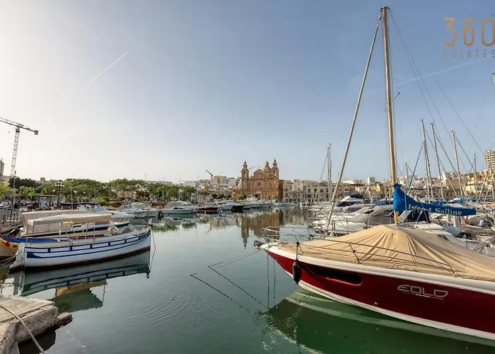 Stunning 3br Marina View In With Balcony By 360 Estates Apartament Pietà