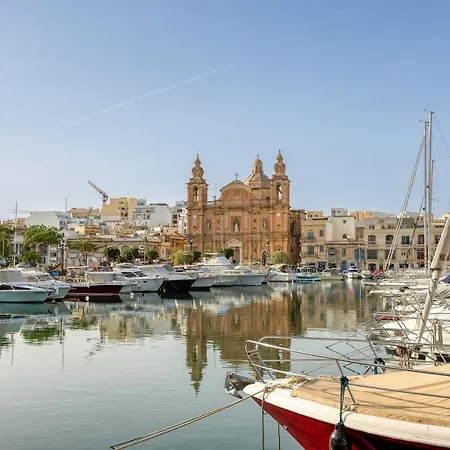 Appartement Stunning 3br Marina View In With Balcony By 360 Estates Pietà