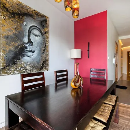 Stunning 3br Marina View In With Balcony Daire *