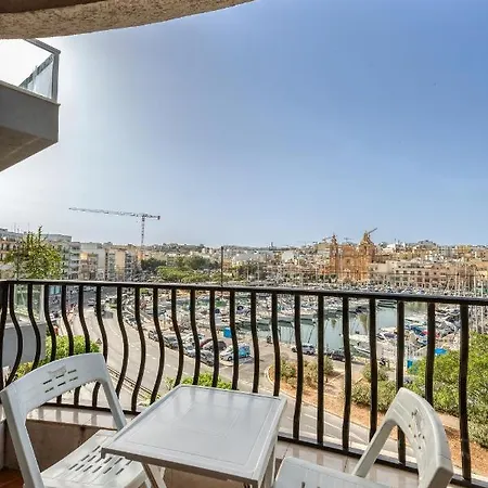Stunning 3br Marina View In With Balcony By 360 Estates Pietà