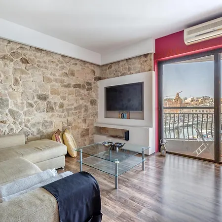 Stunning 3br Marina View In With Balcony By 360 Estates * Pietà